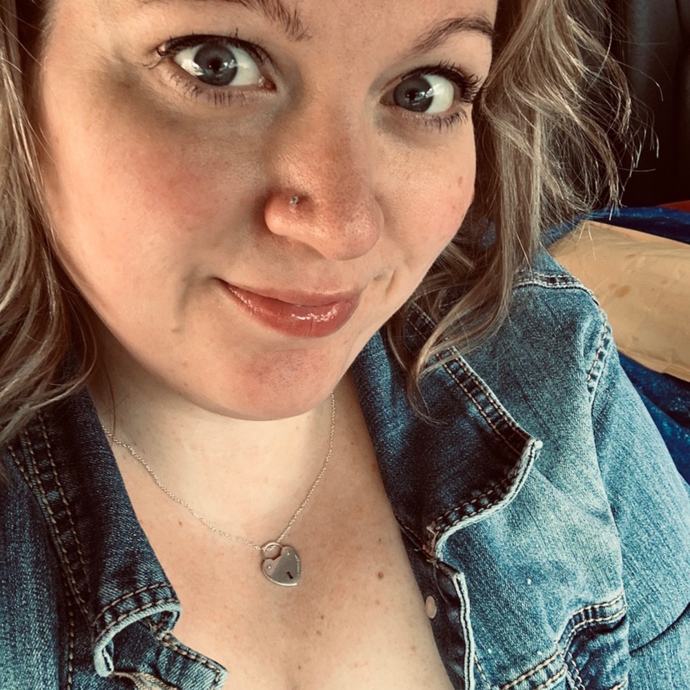 Meet your Posher, Amanda